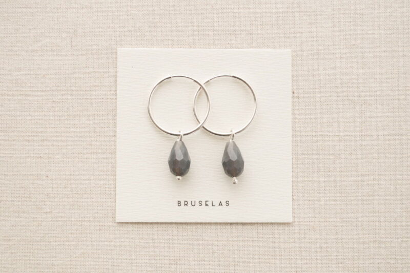 aros cuentas de cristal gris