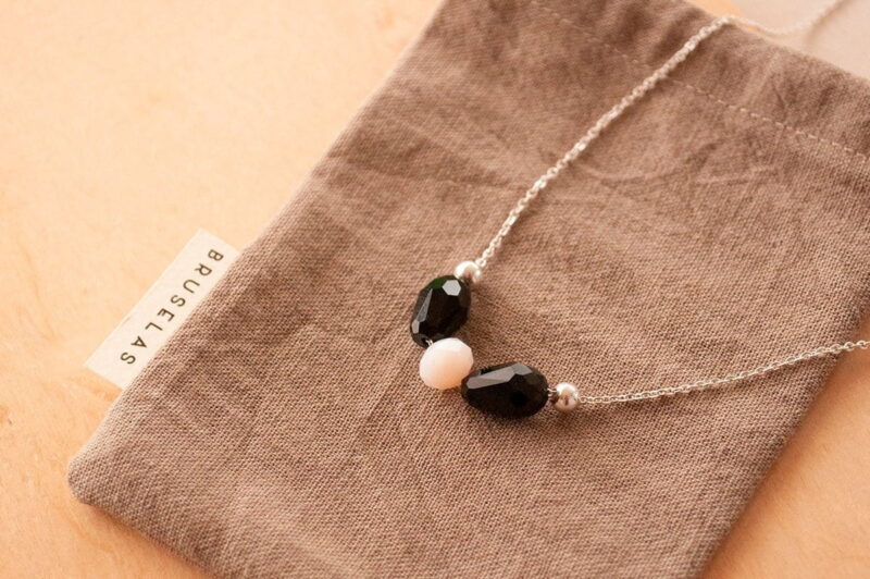 Collar Trópico Chocolate Bariloche